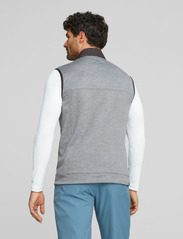 PUMA Golf - Cloudspun Colorblock Vest - golf jackets - puma black-quiet shade heather - 3