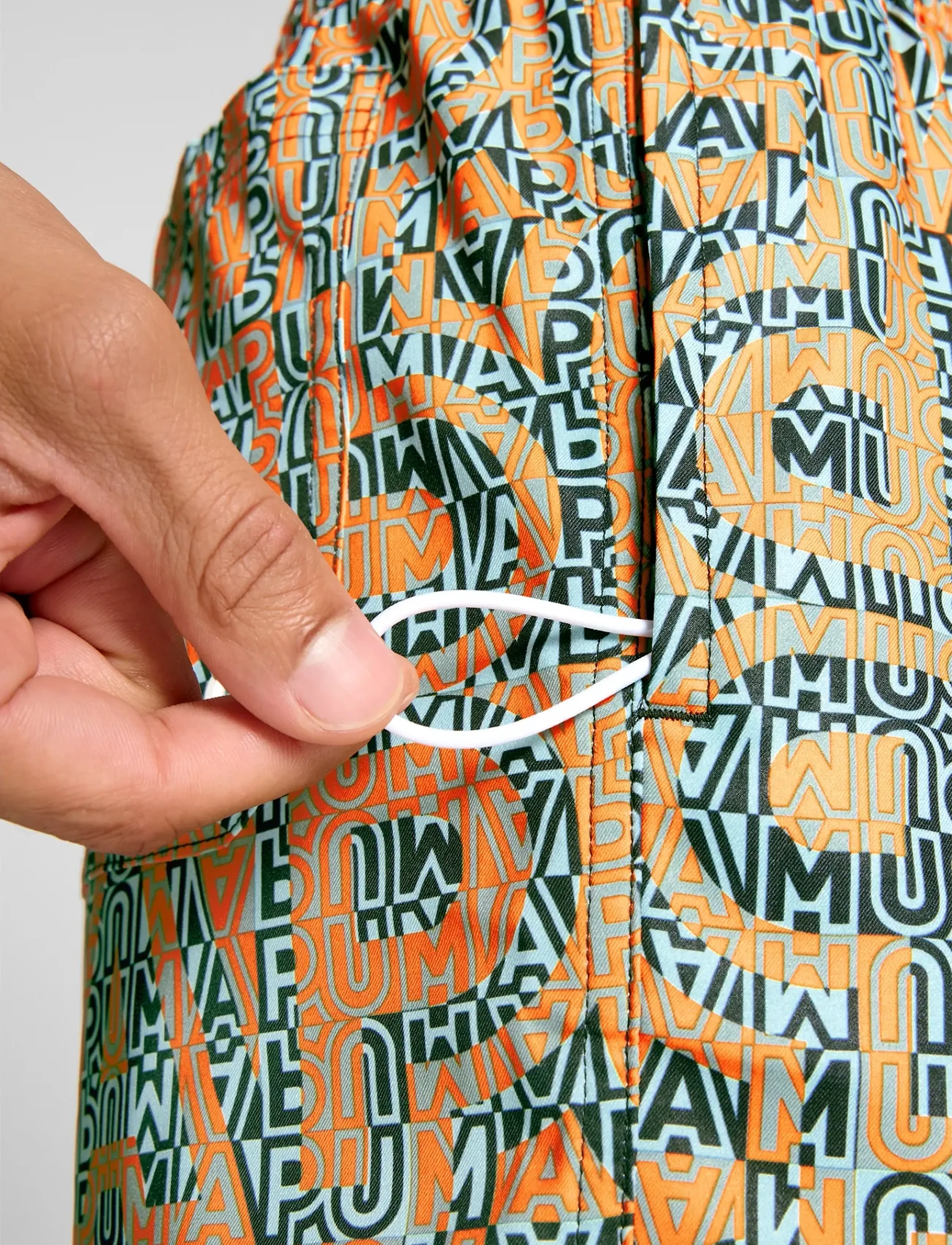 Puma Swim - PUMA SWIM MEN PRINTED MID SHORTS 1P - badehosen - orange / mint - 5