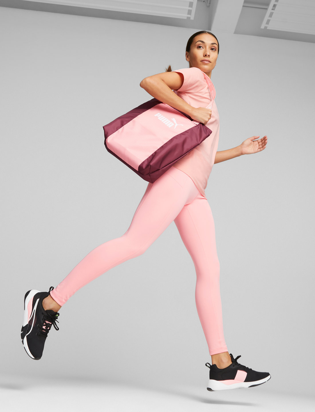 Shopper puma top