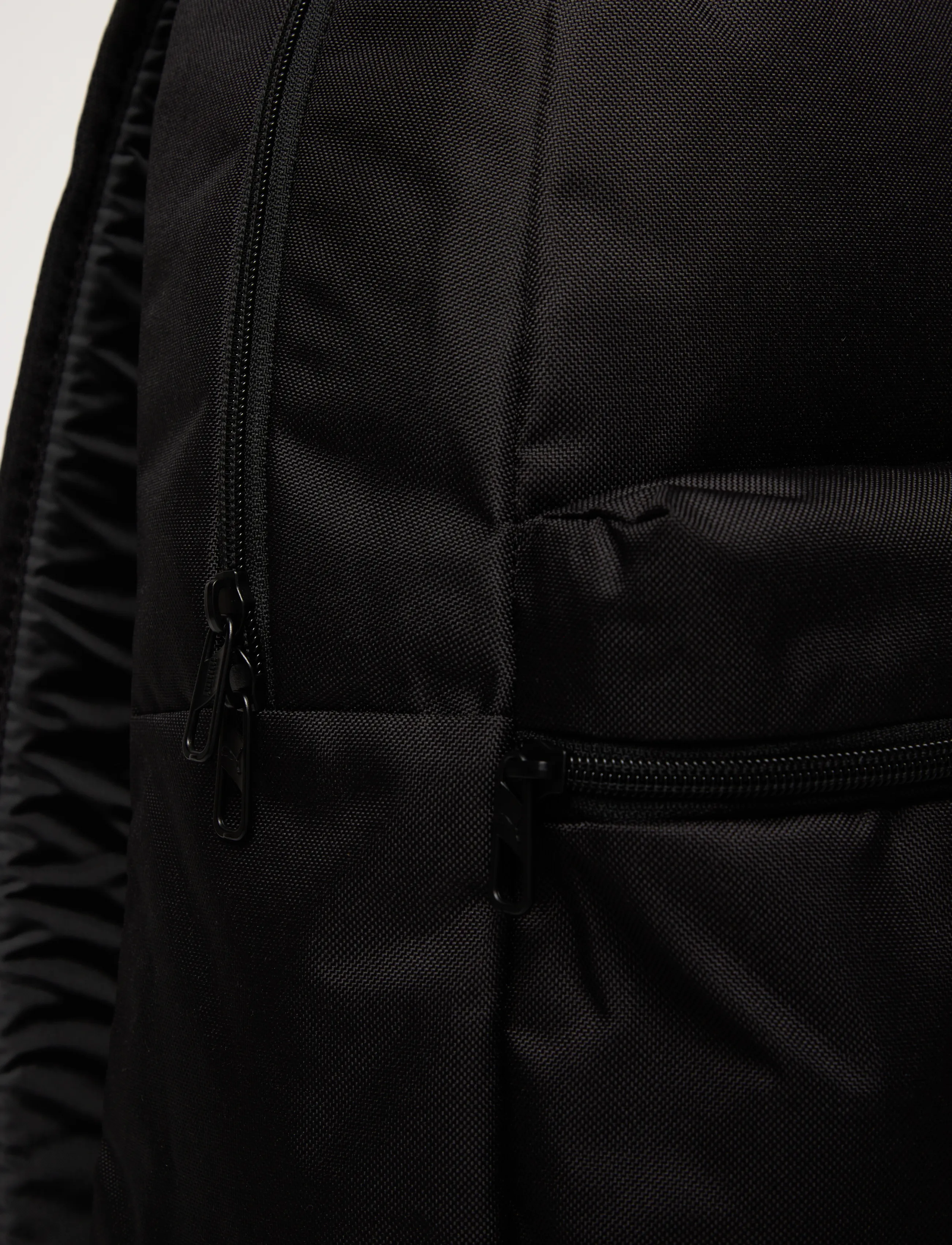 PUMA - MCFC ESS Backpack - laveste priser - puma black-puma silver - 4