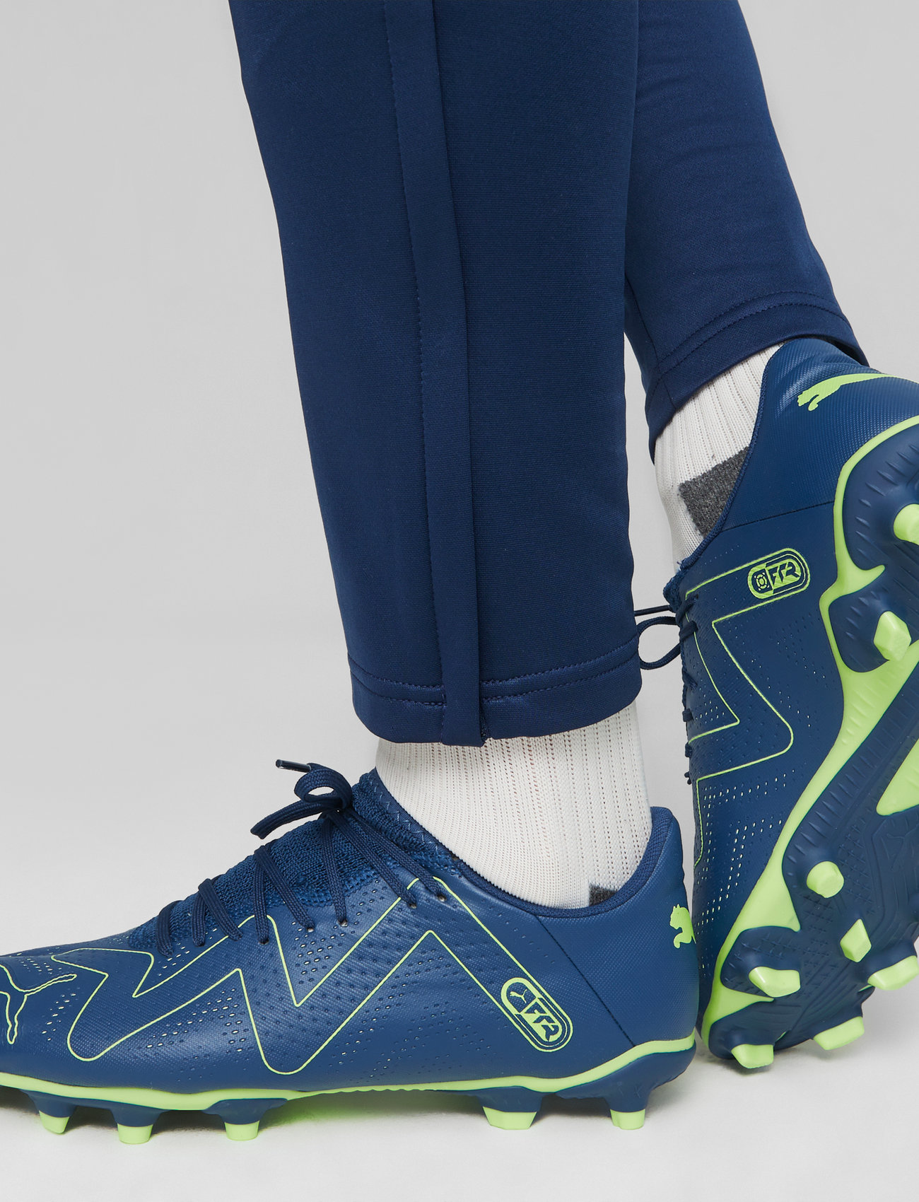 PUMA - FUTURE PLAY FG/AG - football shoes - persian blue-pro green - 1