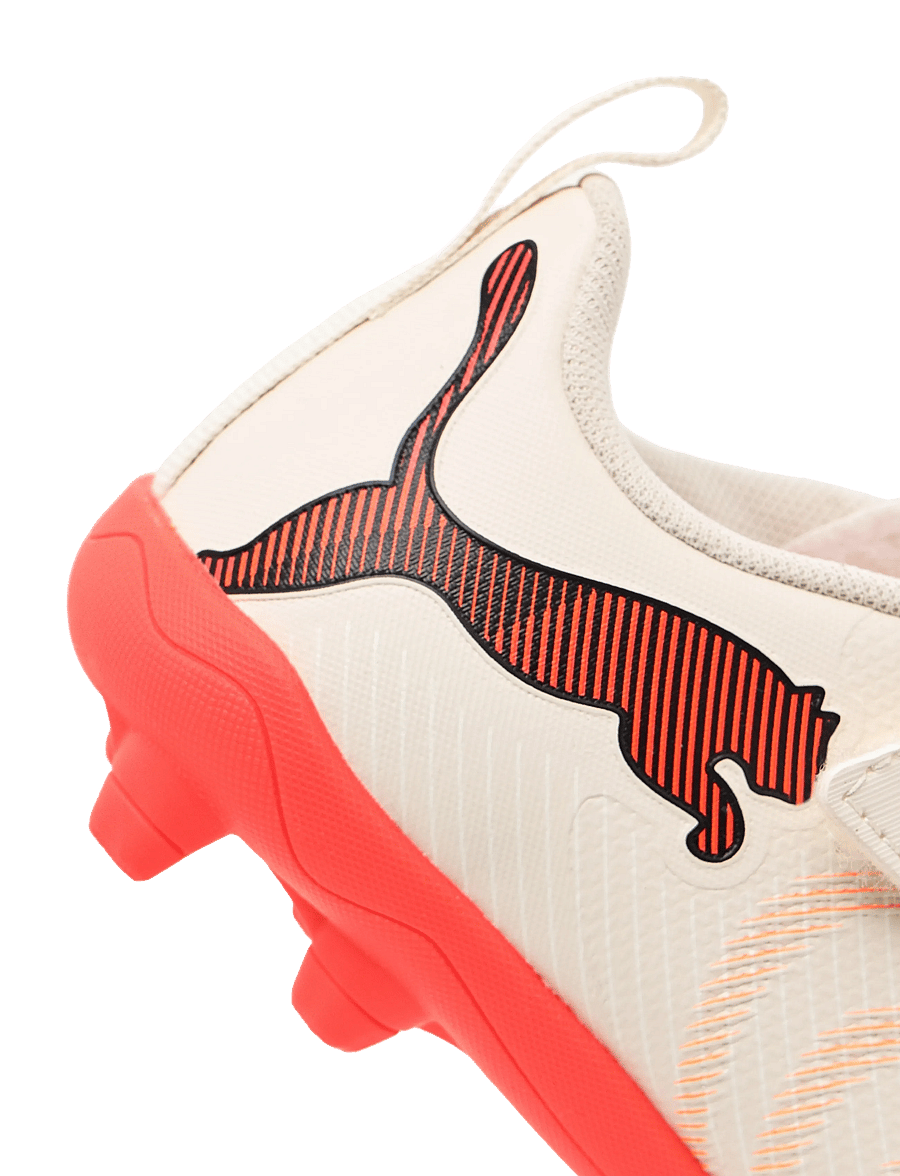 PUMA - FUTURE 9 PLAY V FG/AG RB Jr - sko - sugared almond-puma white-ultra red-puma black - 5