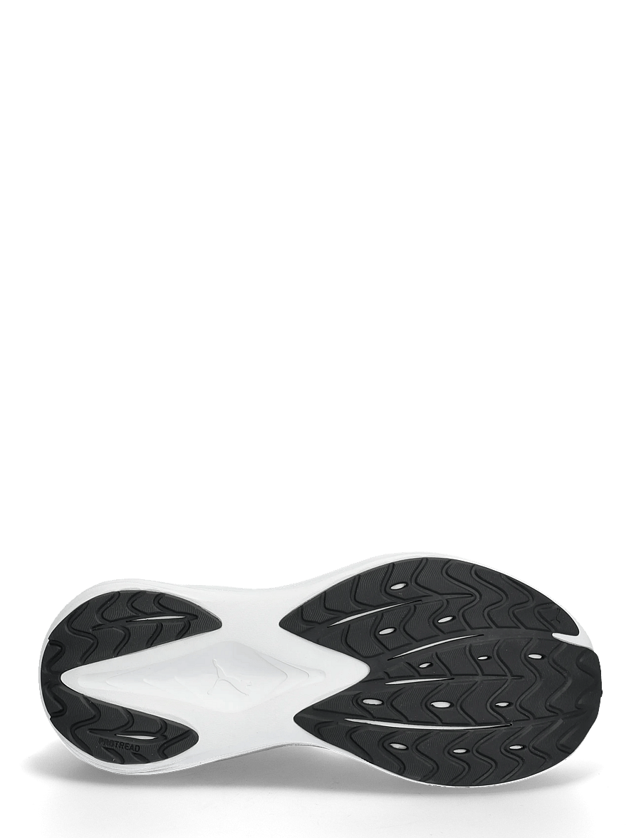 PUMA - Maxima Pro - jooksujalatsid - puma white-feather gray-puma black - 4