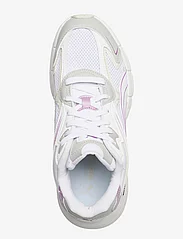 PUMA - Teveris Nitro Metallic Wns - sportiska stila apavi ar pazeminātu potītes daļu - puma white-ash gray - 3