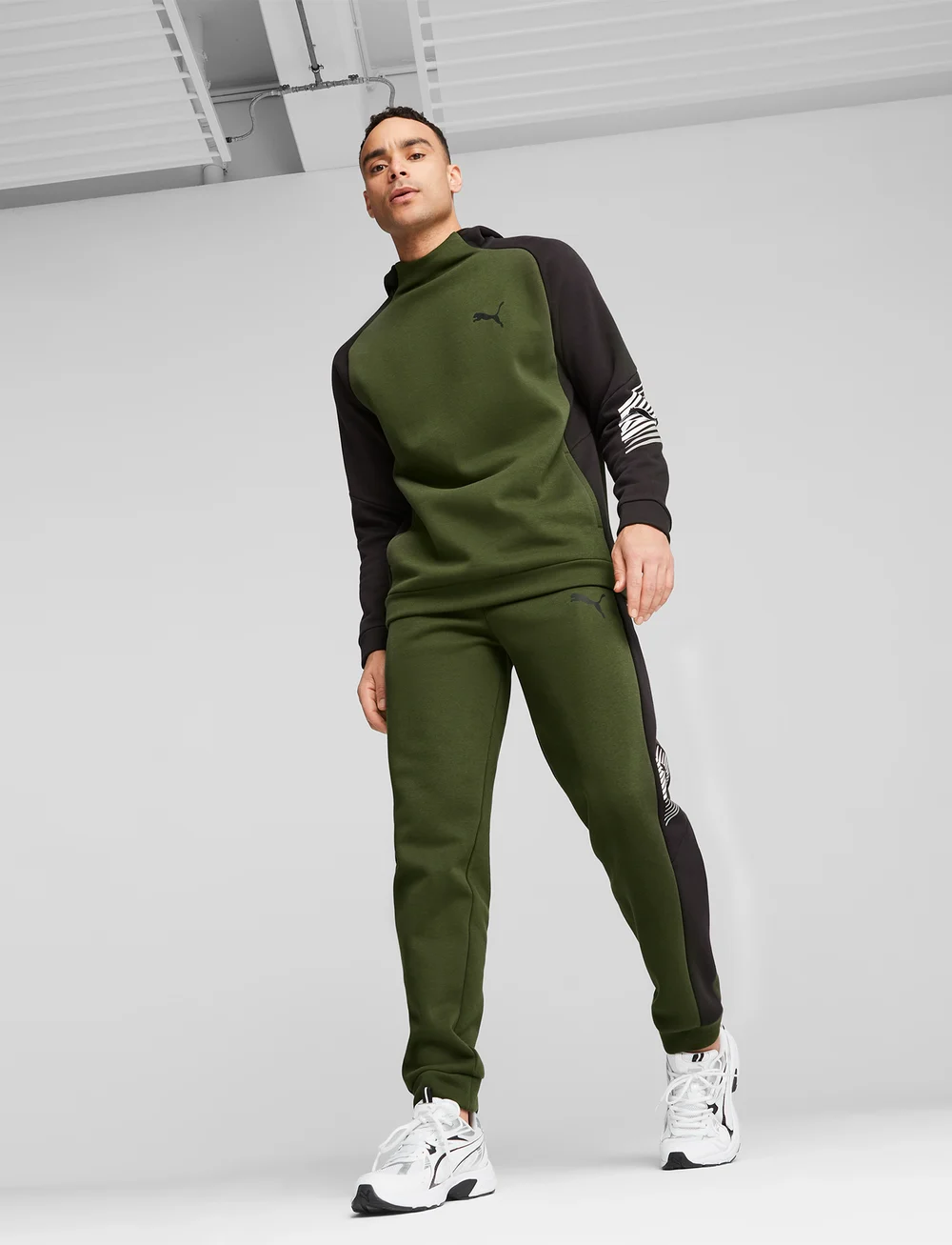 PUMA - Milenio Tech - låga sneakers - puma white-puma black-puma silver - 0