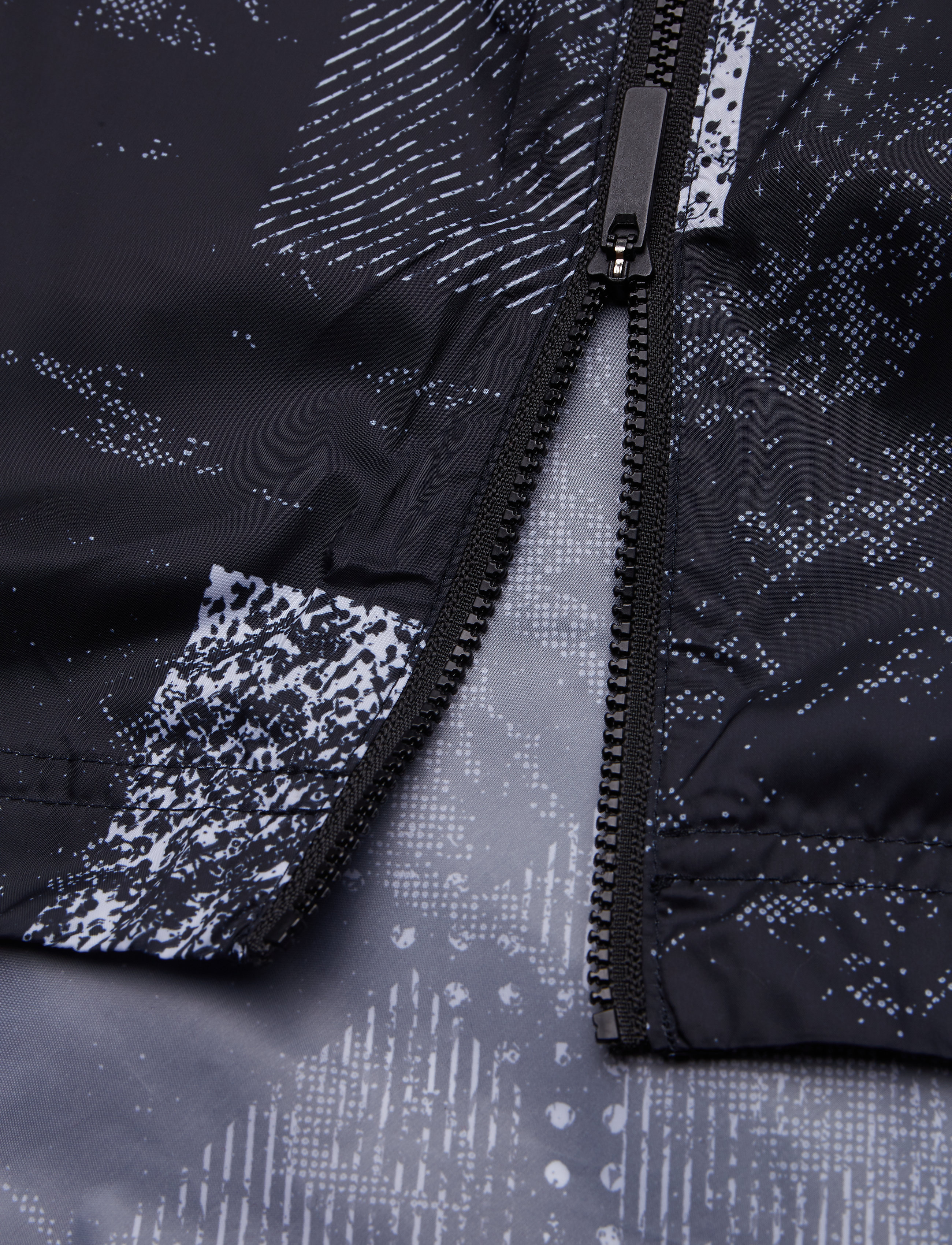PUMA - Energy Windbreaker - puma black - 5