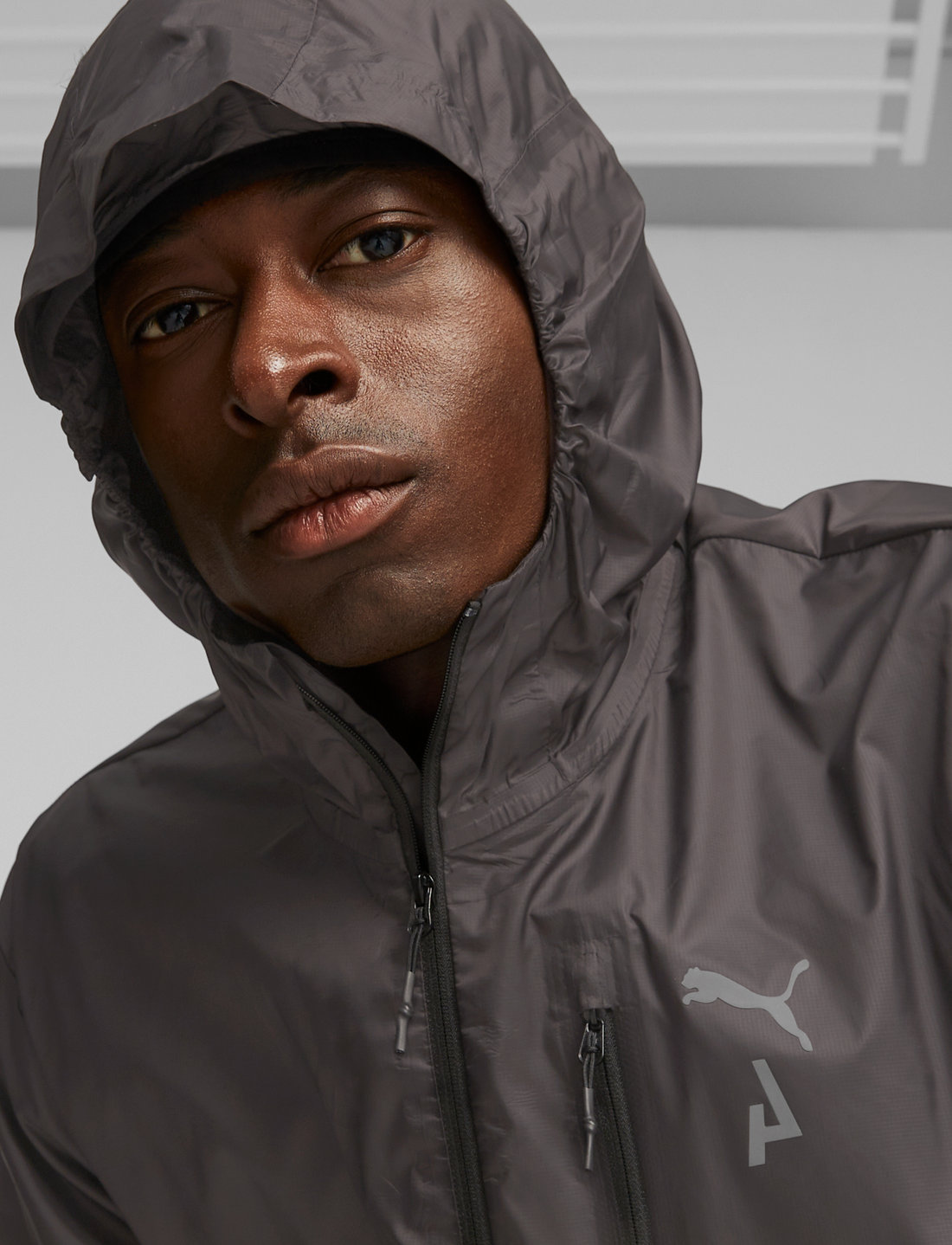 Puma lightweight hooded jacket hotsell