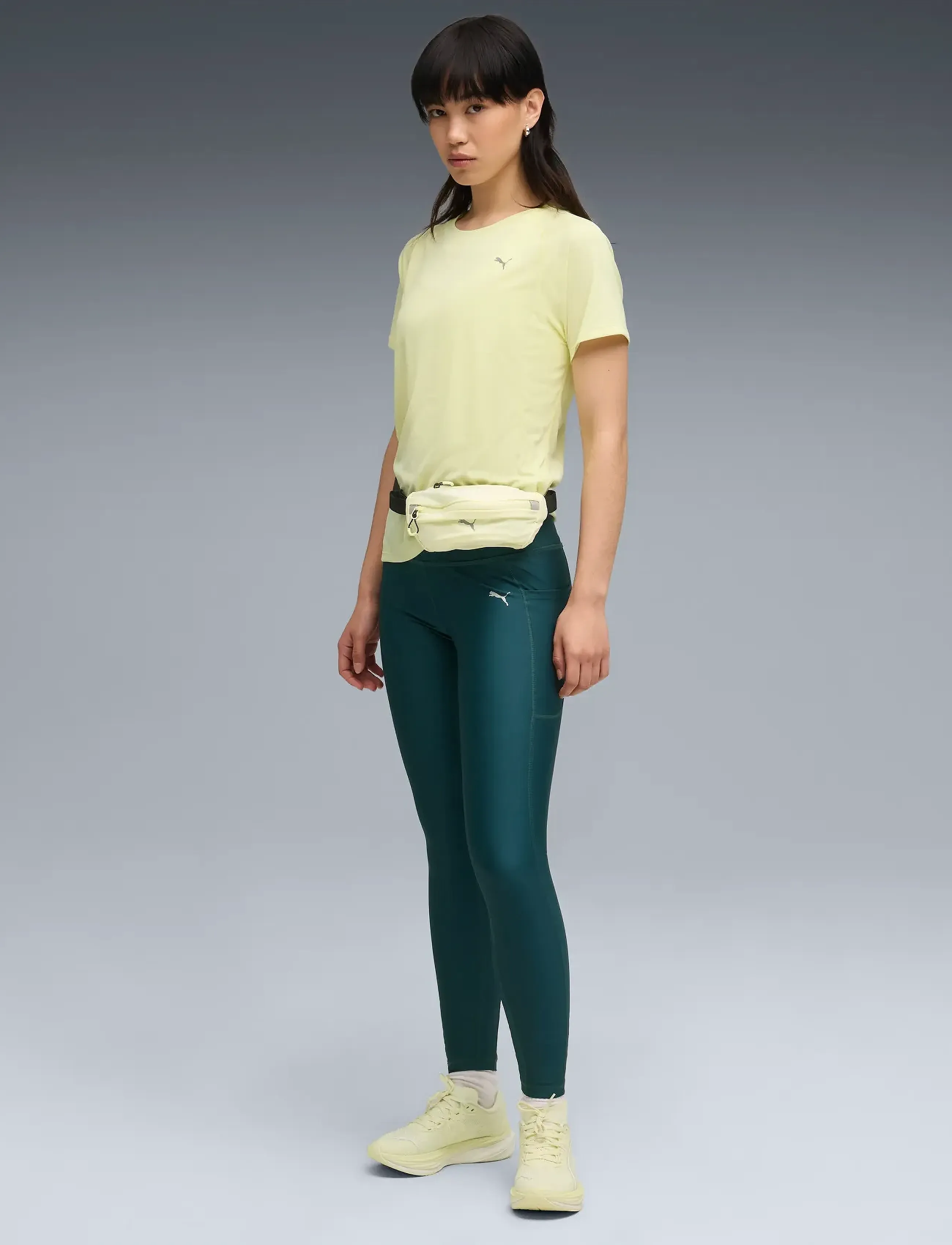 PUMA - W RUN VELOCITY TEE (POLY) - urheilutopit - gold moon - 4