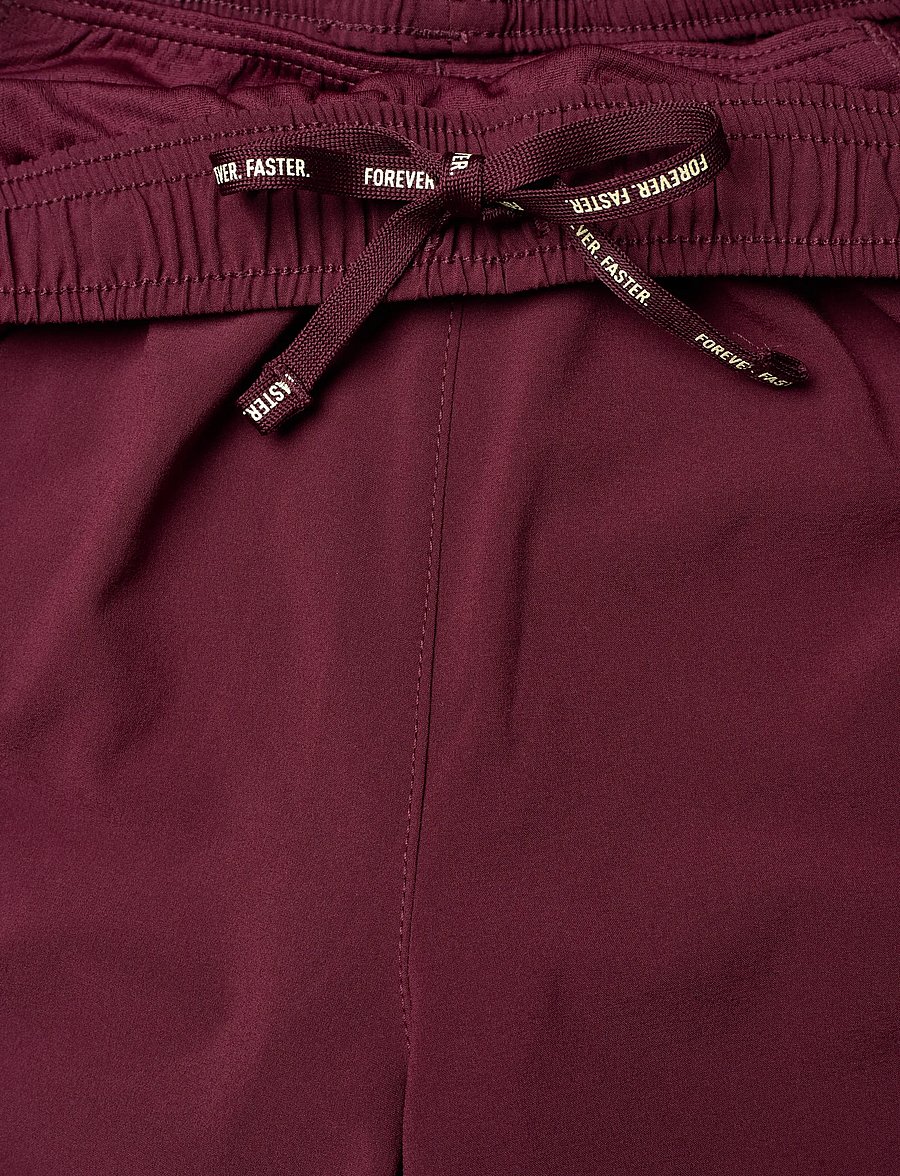 PUMA - W RUN VELOCITY 5" SHORT - trainingsshorts - ruby shimmer - 2