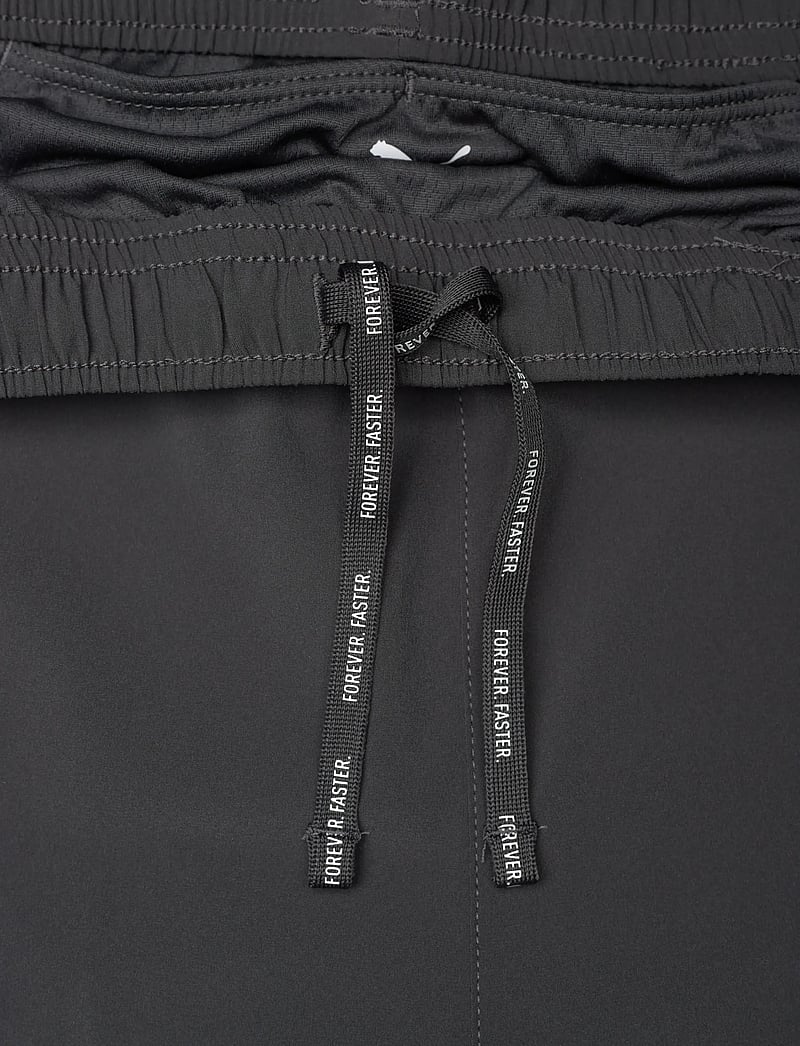 PUMA - M RUN VELOCITY 5" SHORT - träningsshorts - dusky gray-puma black - 2