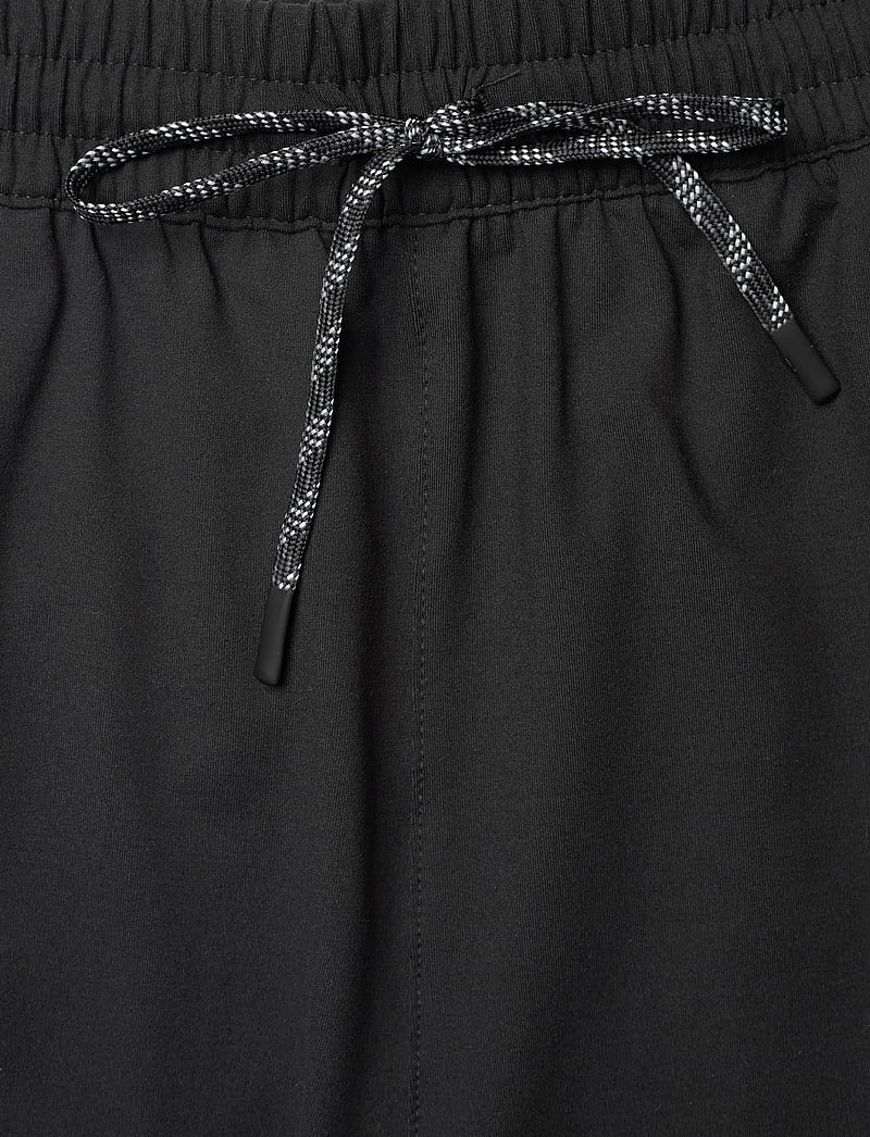 PUMA - M CLOUDSPUN BRANDED 5" SHORT - lühikesed treeningpüksid - puma black-q1 - 3