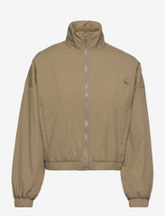 PUMA - Infuse Soft Padded Woven Jacket - ziemas jakas - covert green - 0