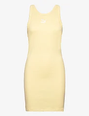 PUMA - CLASSICS Ribbed Sleeveless Dress - sportinės suknelės - light straw - 0