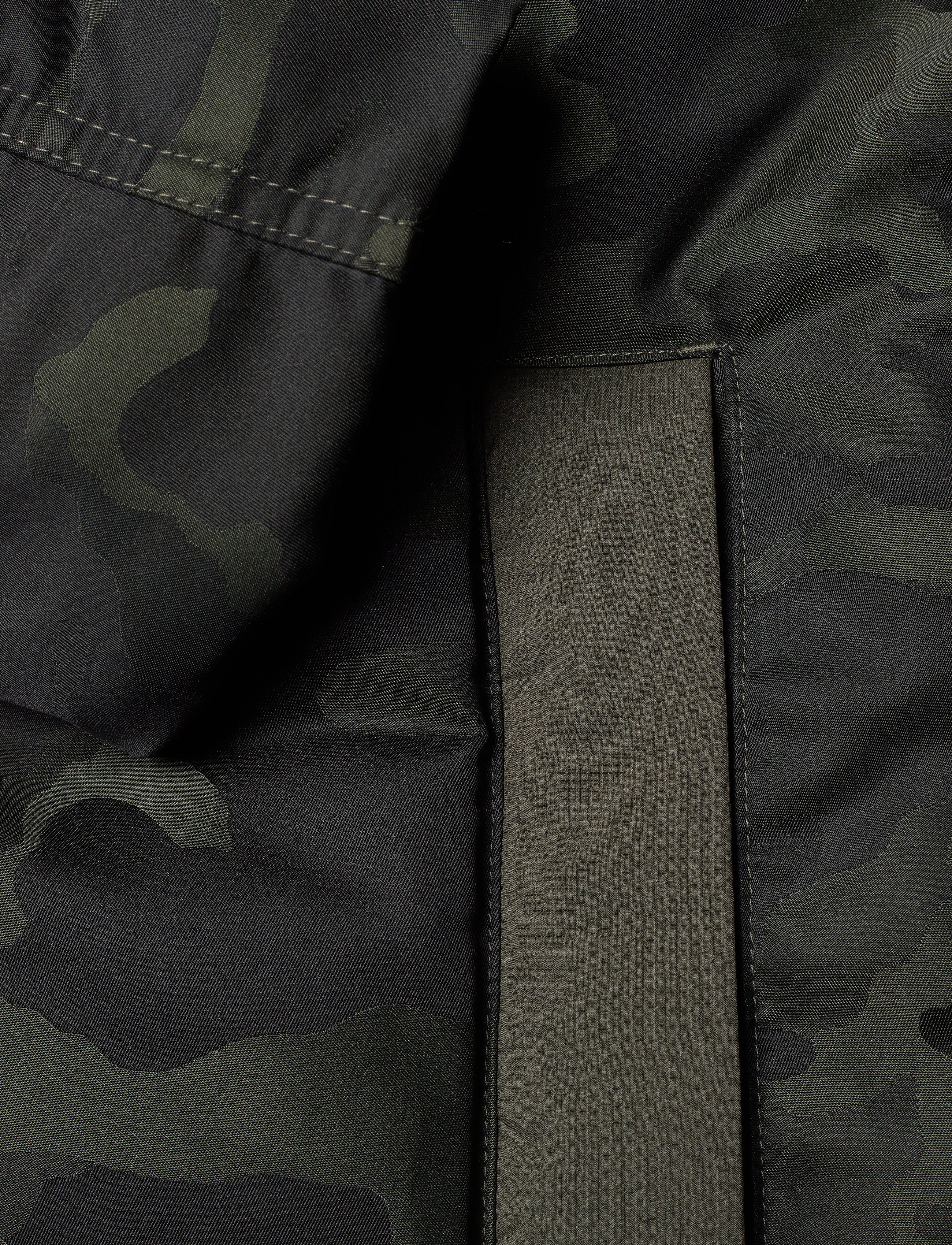 PUMA - Streetstyle 480 Hooded Camo Down Jacket - forest night - 4