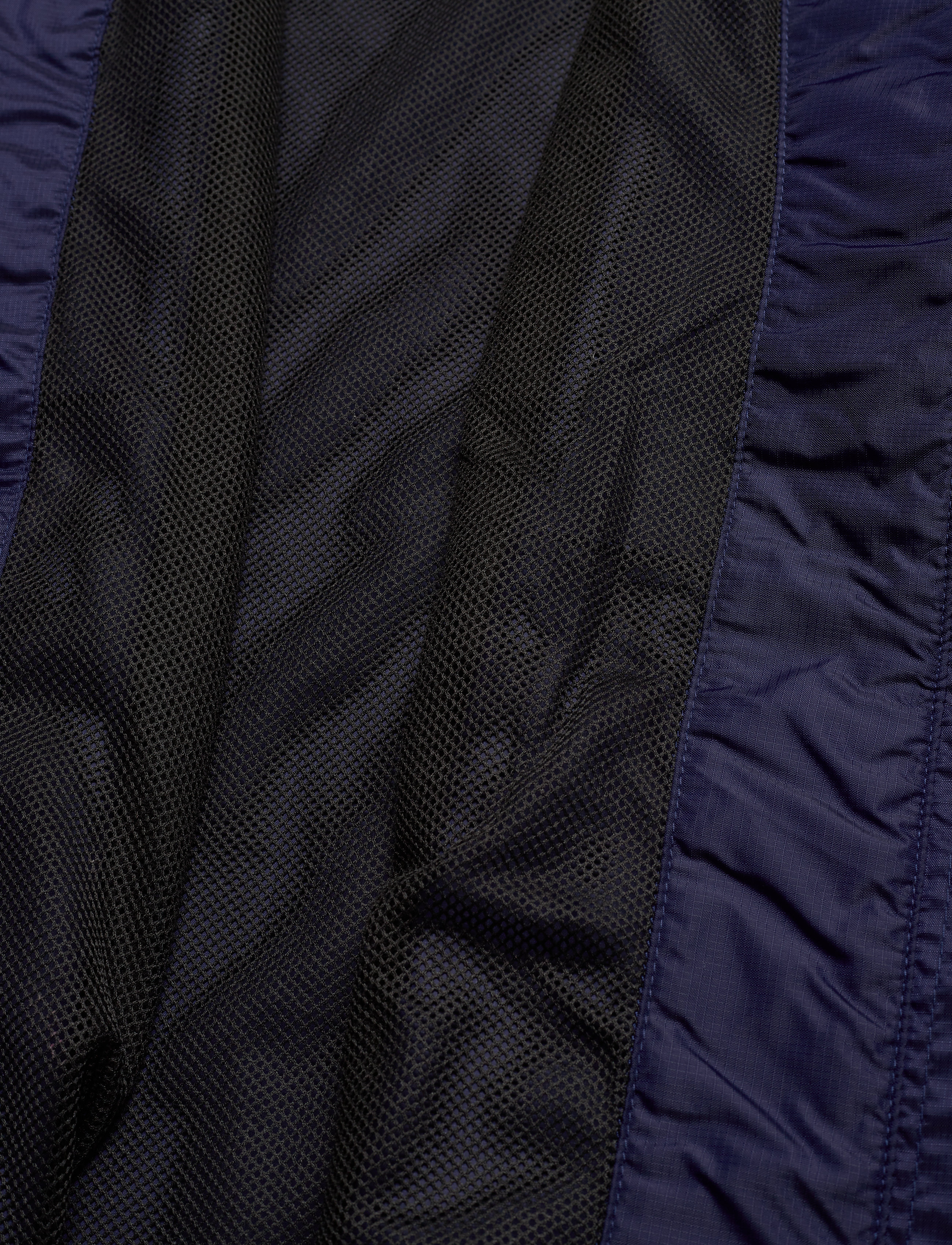 PUMA - Classics Windbreaker FZ - peacoat - 4