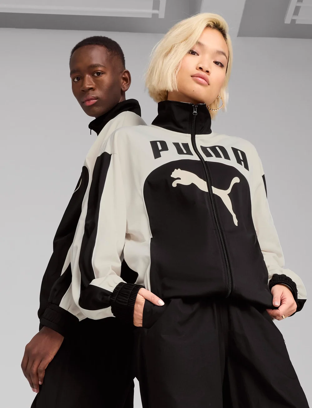 PUMA - FUTURE.PUMA.ARCHIVE Relaxed Track Jacket - dressipluusid ja pusad - puma black-alpine snow - 0