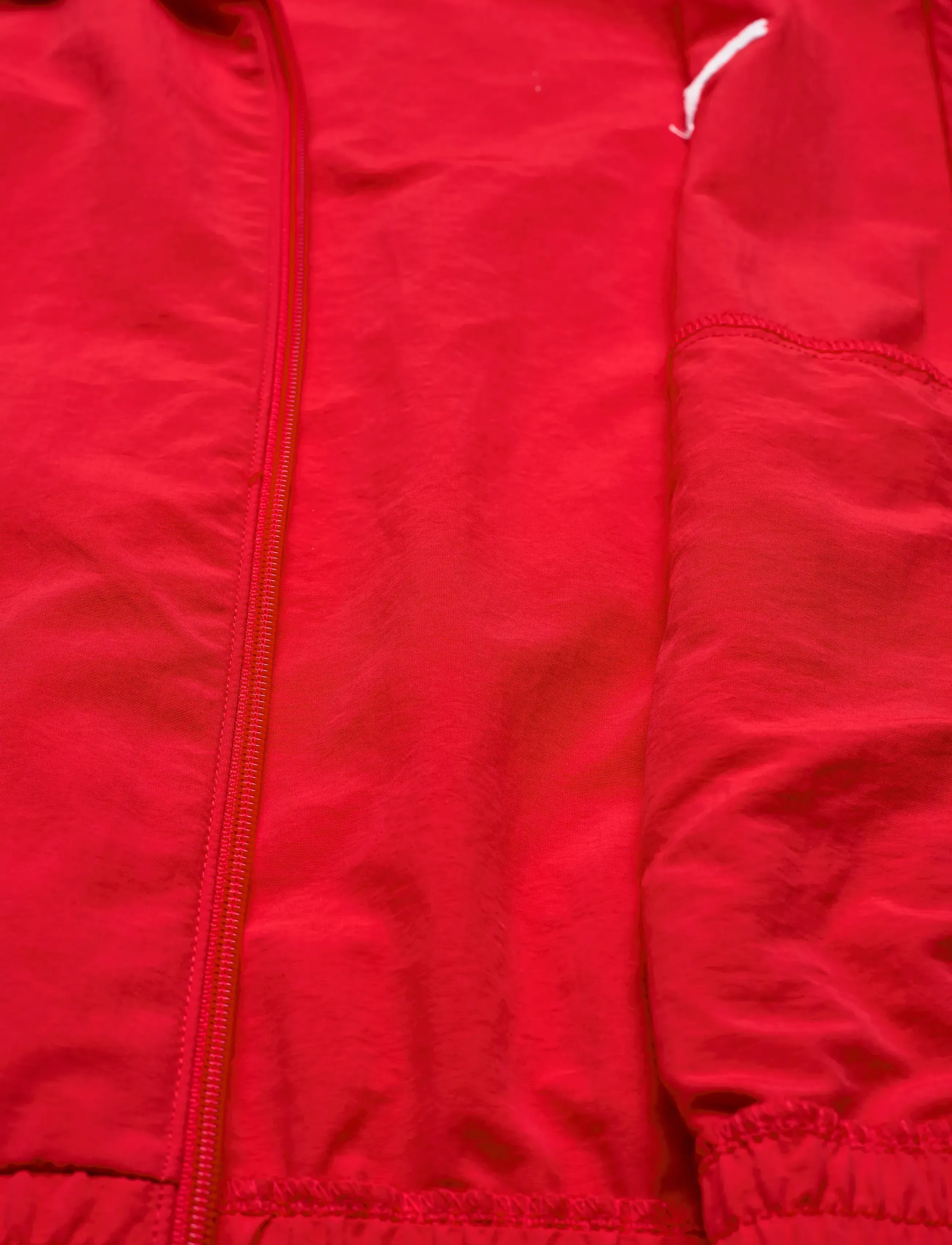 PUMA - T7 Relaxed Woven Track Jacket - sporta džemperi - for all time red - 4