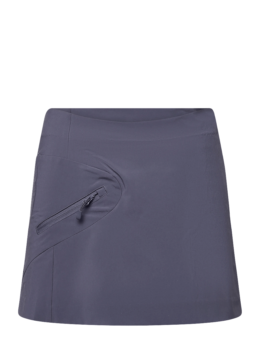 PUMA - PUMATECH SENSE 4-Way Stretch Short Woven Skirt - kleider & röcke - inky depths - 0