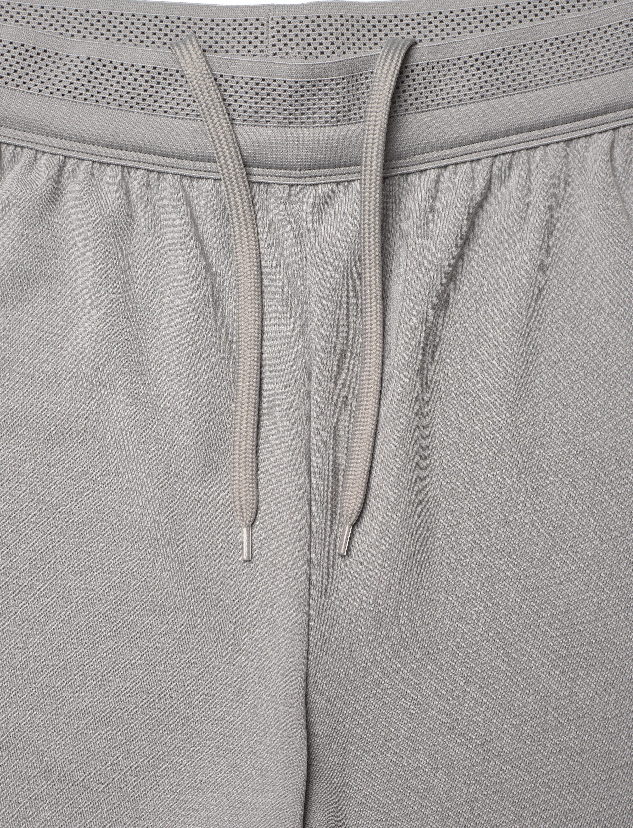 PUMA - IndividualBLAZE Training Shorts - concrete gray-sugared almond - 2