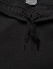 PUMA - EVOSTRIPE Shorts 8" B - lühikesed dressipüksid - puma black - 3