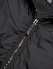 PUMA - Sherpa Hybrid Jacket - Õhukesed jakid - puma black - 7