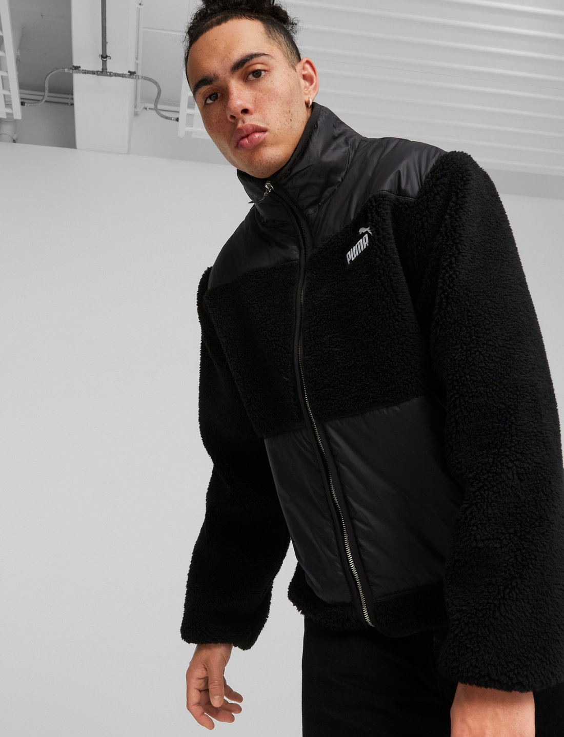 Puma hybrid jacket discount