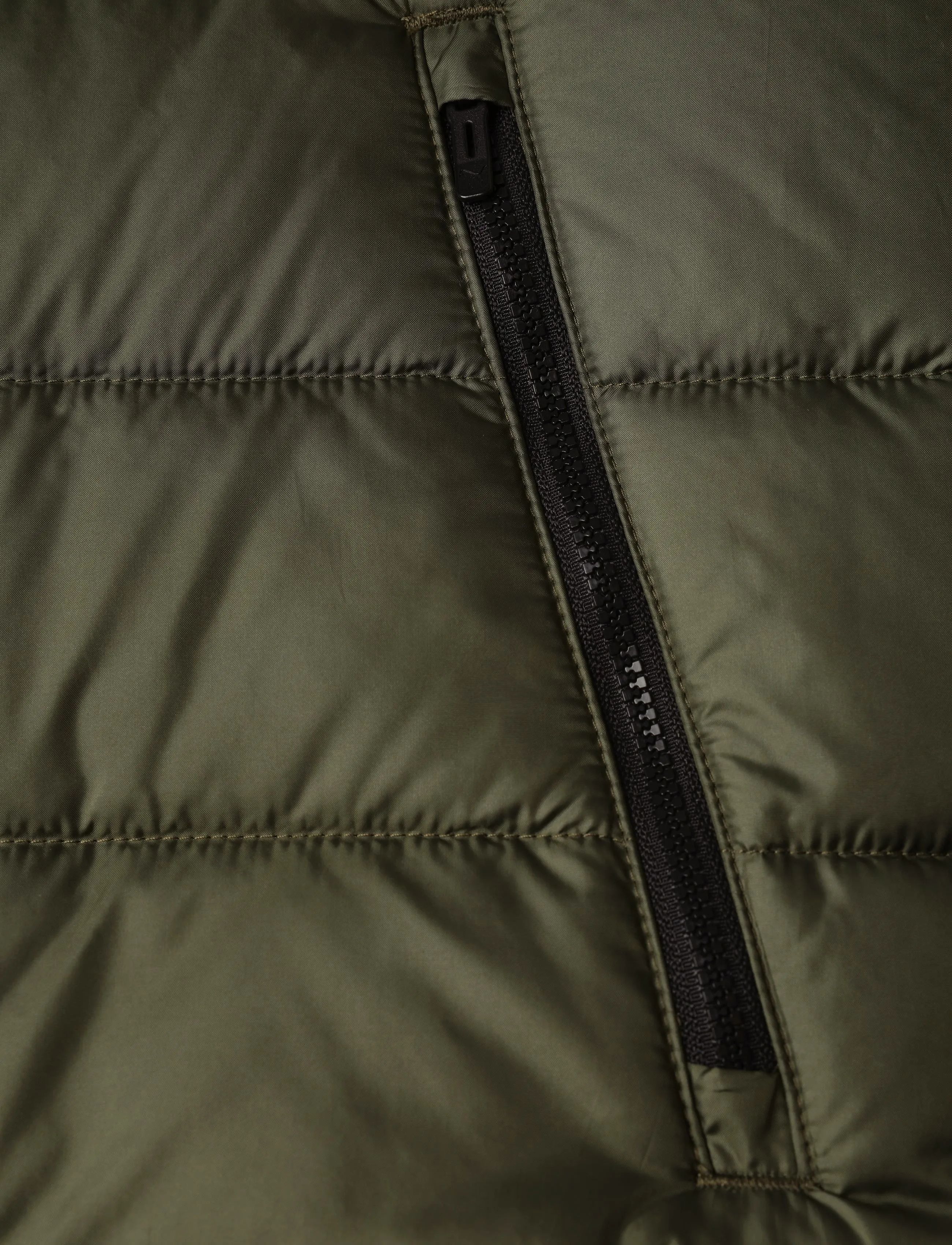 PUMA - ESS Padded Vest - outdoor - moss veil - 4