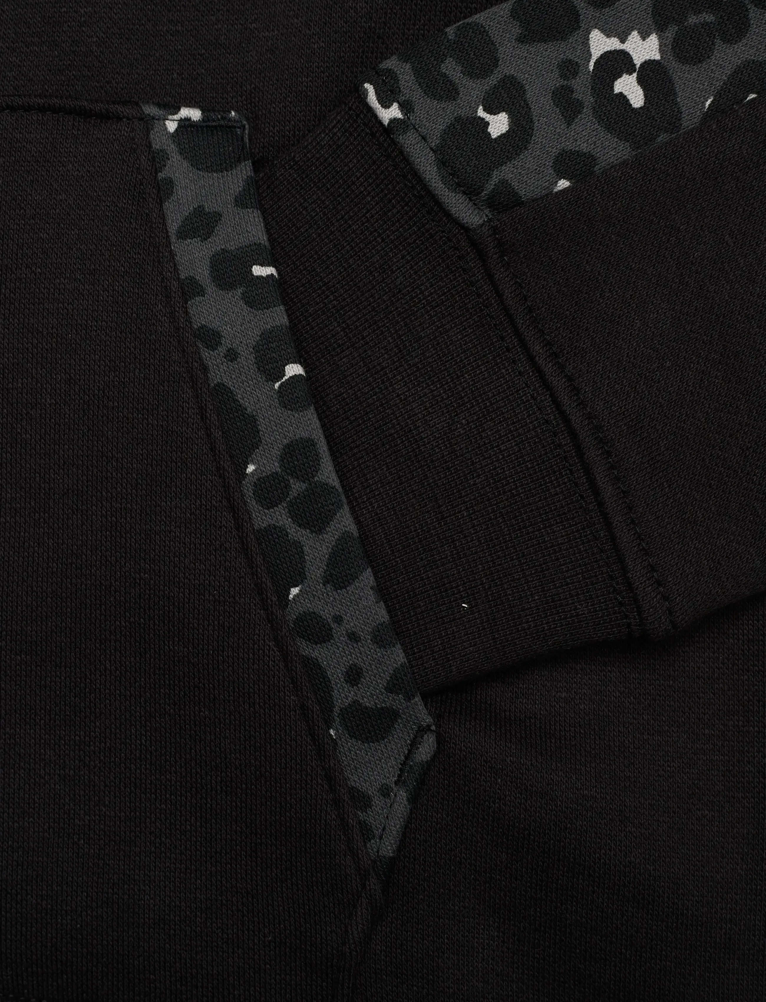 PUMA - ESS GRAPHIC Animal Hoodie FL G - puma black - 3
