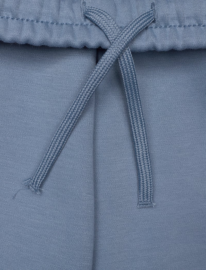 PUMA - EVOSTRIPE Pants DK B - sweatpants - cool blue - 3