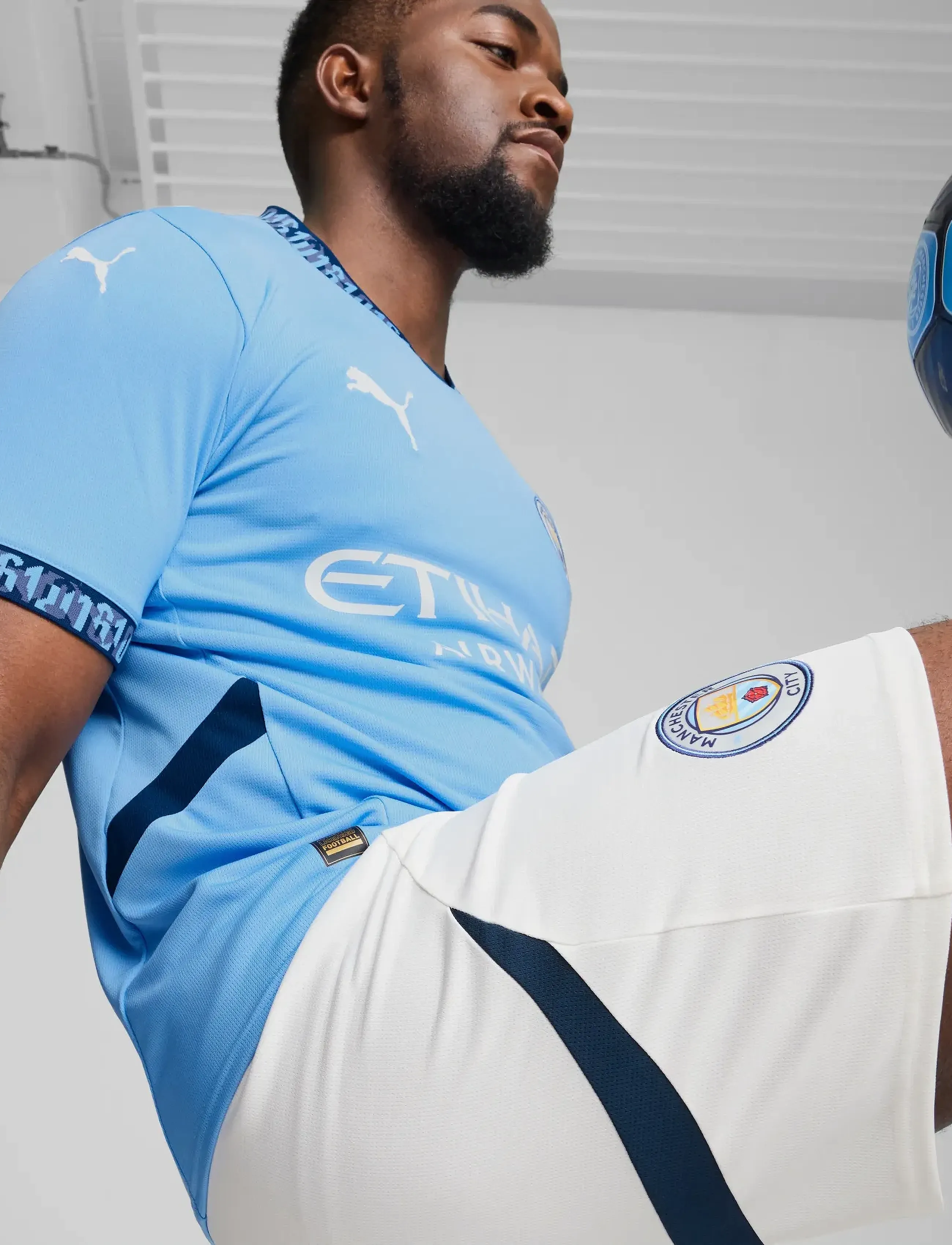 PUMA - Manchester City FC Home Jersey Replica - futbolo marškinėliai - team light blue-marine blue - 5