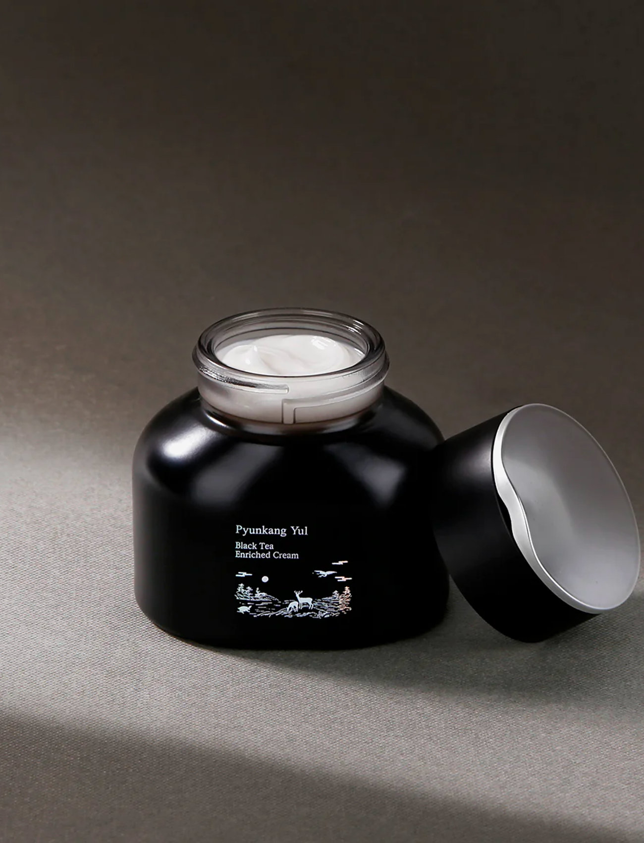 Pyunkang Yul - Black Tea Enriched Cream - kosteusvoiteet - clear - 2