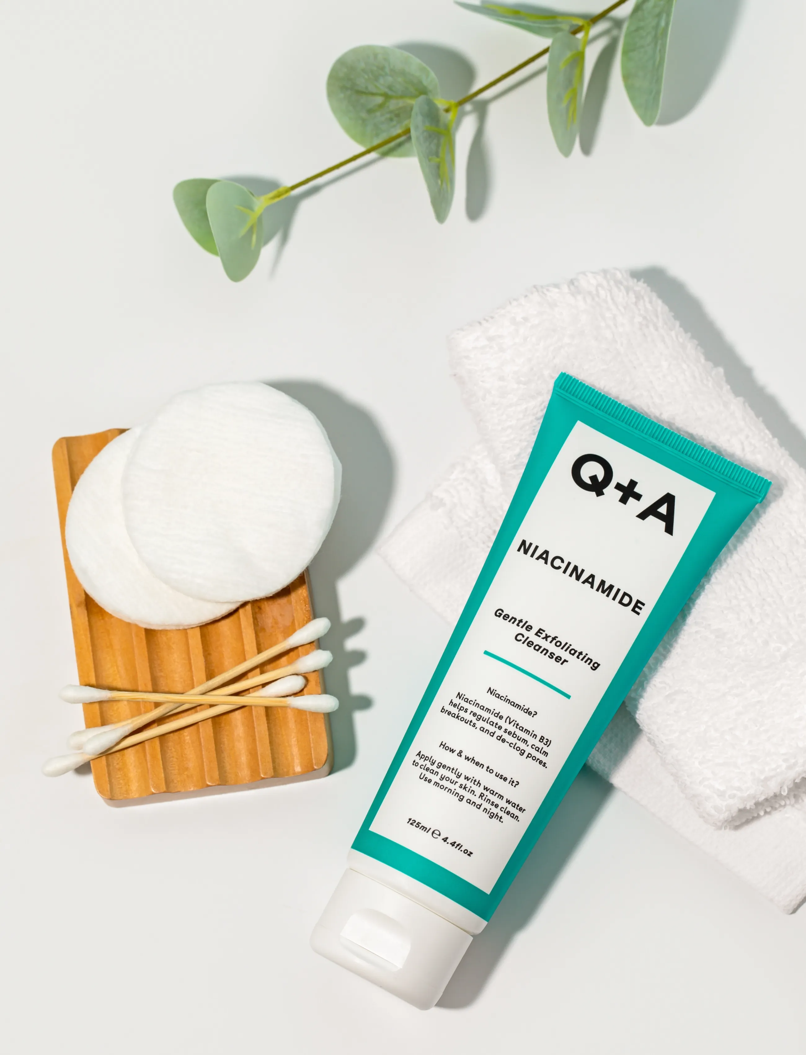Q+A - Q+A Niacinamide Gel Cleanser - rengöringsgel - clear - 3