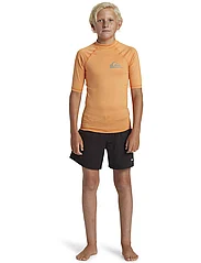 Quiksilver - EVERYDAY UPF50 SS YOUTH - sommarfynd - tangerine - 3