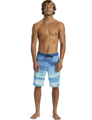 Quiksilver - EVERYDAY FADE 20 - swim shorts - monaco blue - 4