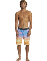 Quiksilver - EVERYDAY FADE 20 - swim shorts - swedish blue - 4
