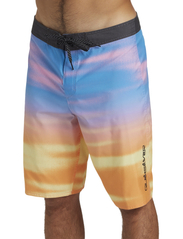Quiksilver - EVERYDAY FADE 20 - shorts - swedish blue - 6