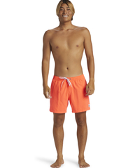 Quiksilver - EVERYDAY SOLID VOLLEY 15 - laveste priser - fiery coral - 4