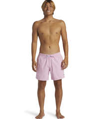 Quiksilver - EVERYDAY SOLID VOLLEY 15 - swim shorts - prism pink - 4