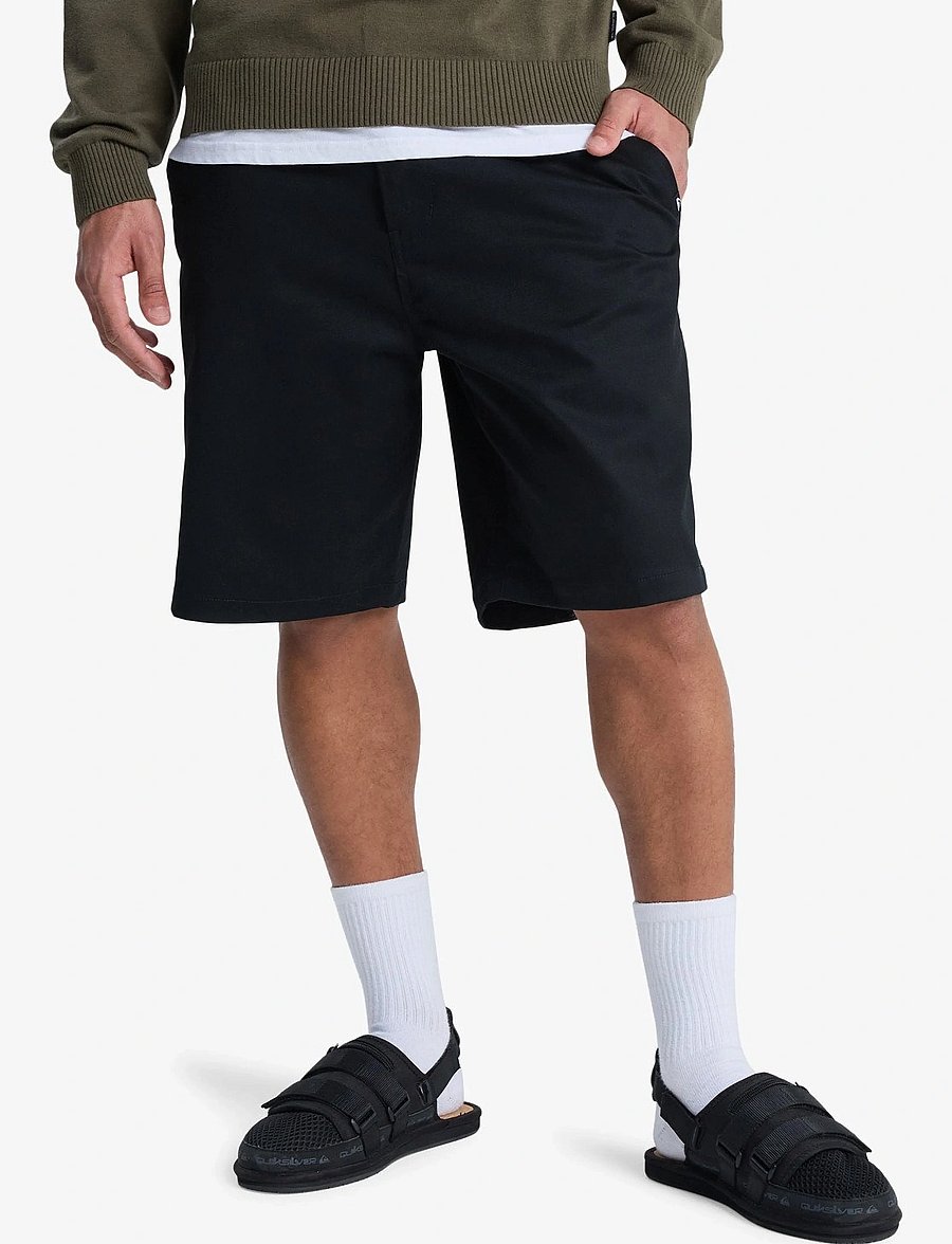 Quiksilver - UNION REGULAR SHORT 20 - afslappede shorts - black - 0