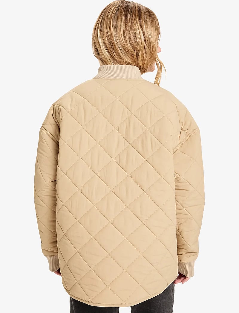 Quiksilver - SHINING QUILTED JACKET - dunjackor - cornstalk - 3