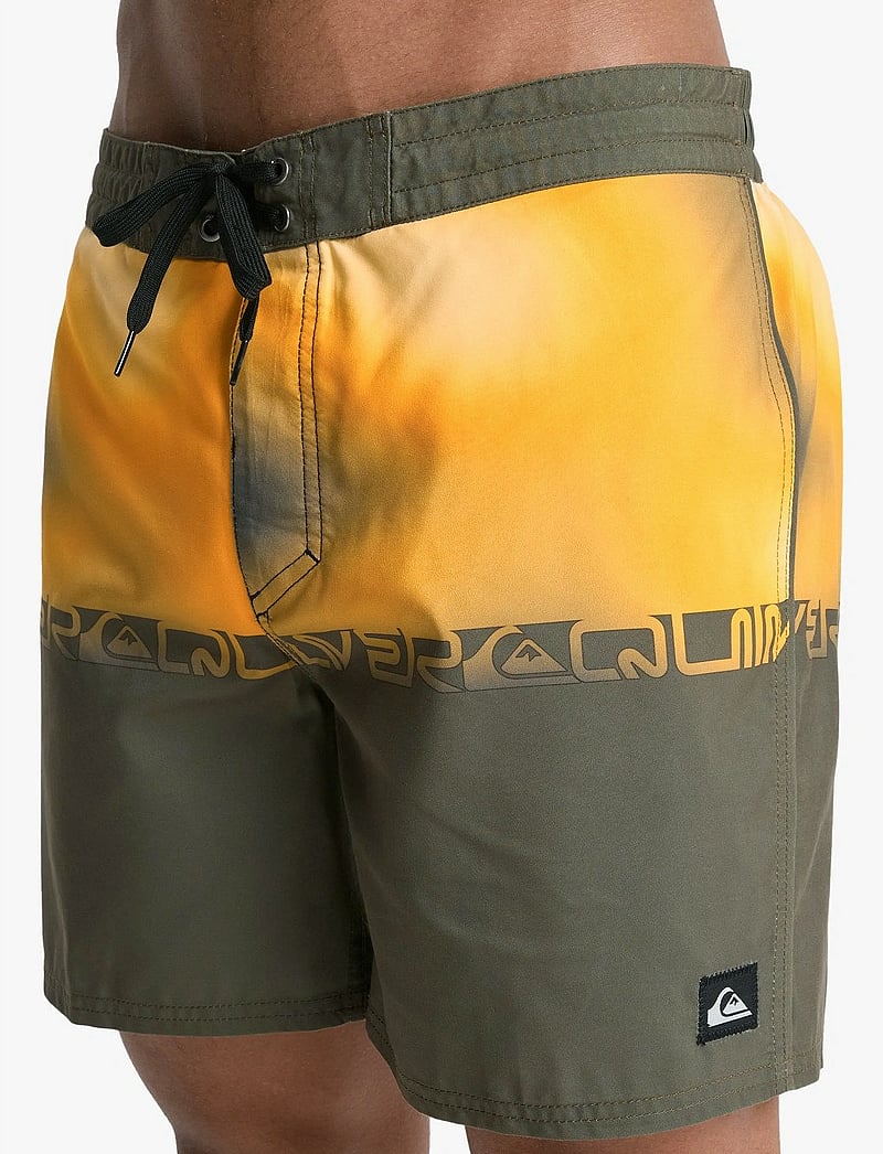 Quiksilver - EVERYDAY HALF JAM 16 - badehosen - grape leaf wordblock - 5