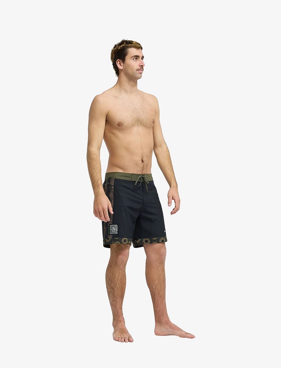 Quiksilver - SURFSILK NOMAD 18 - badbyxor - black - 4