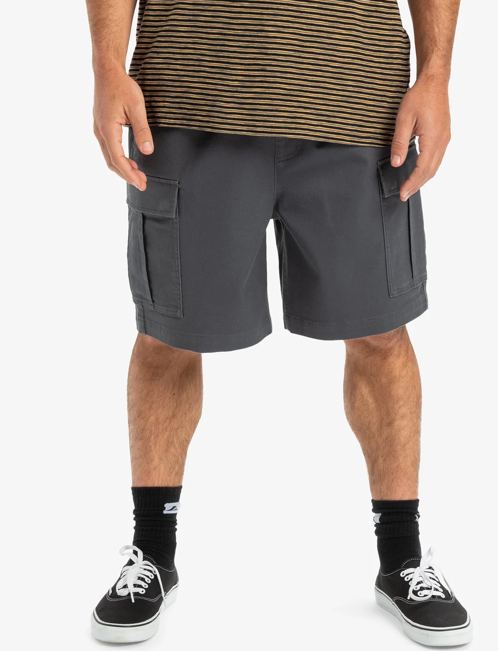 Quiksilver - TAXER CARGO WS - vabaaja lühikesed püksid - iron gate - 0