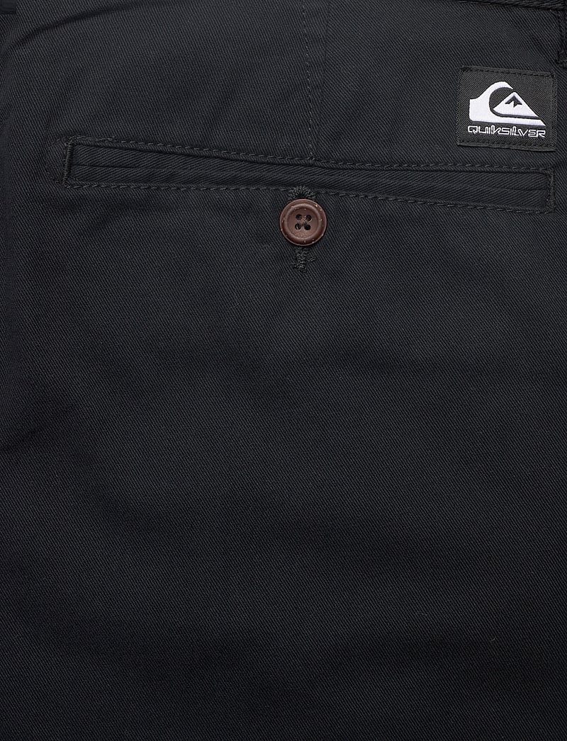 Quiksilver - EVERYDAY CHINO LIGHT SHORT - vabaaja lühikesed püksid - black - 4