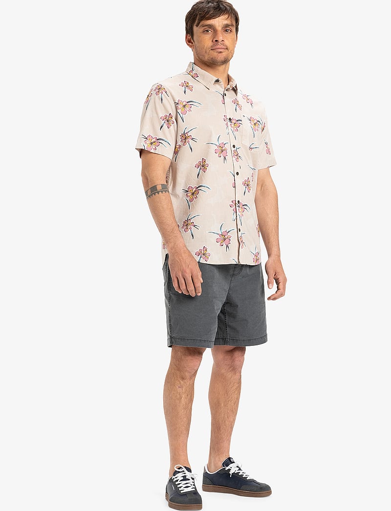 Quiksilver - APERO CLASSIC SS - oberteile & t-shirts - wind chime backyards - 4