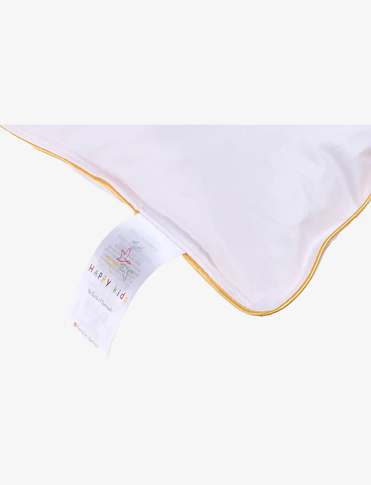Quilts of Denmark - Happy Kids Baby Pillow - puder og dyner - white - 2