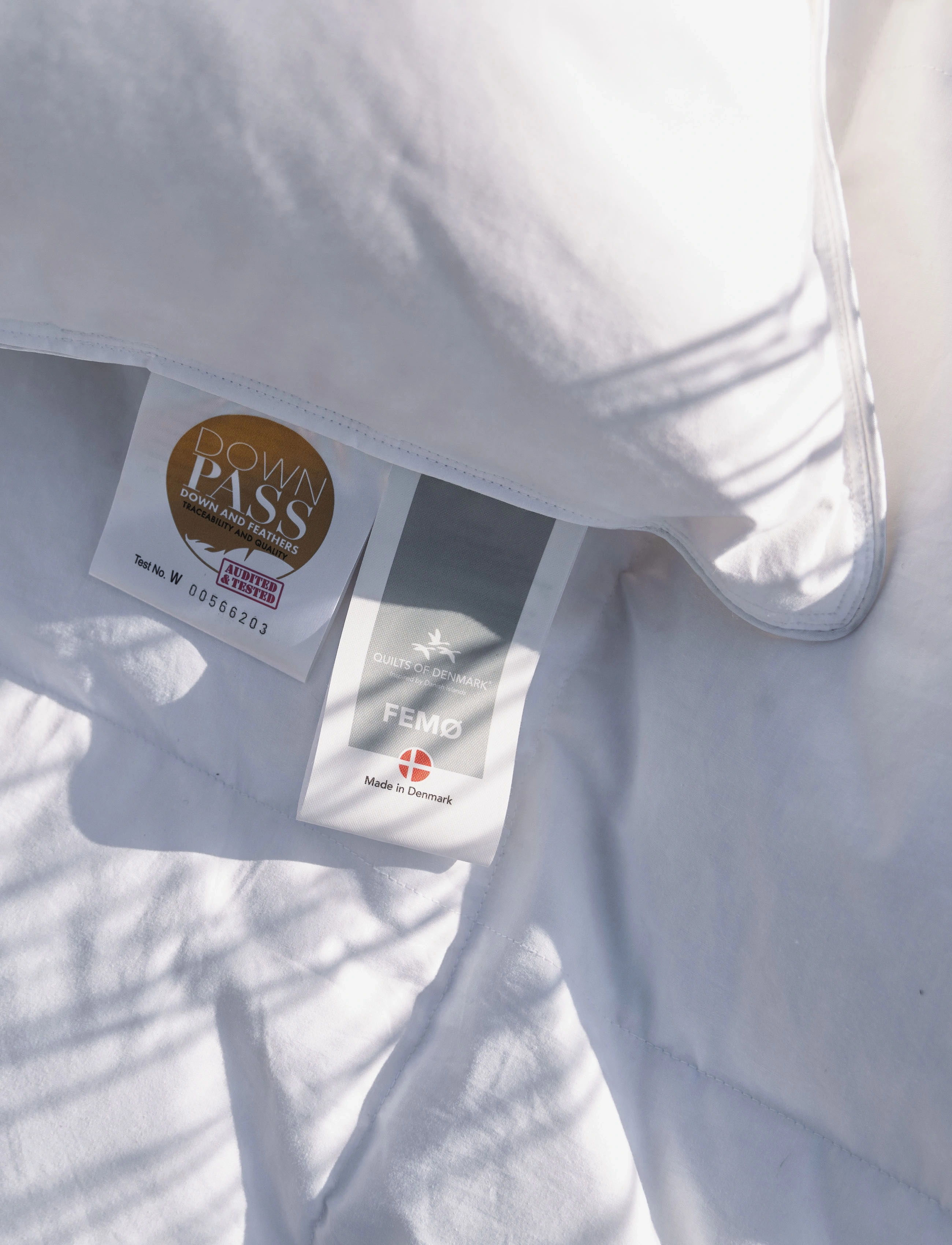 Quilts of Denmark - FEMØ - puter - white - 2