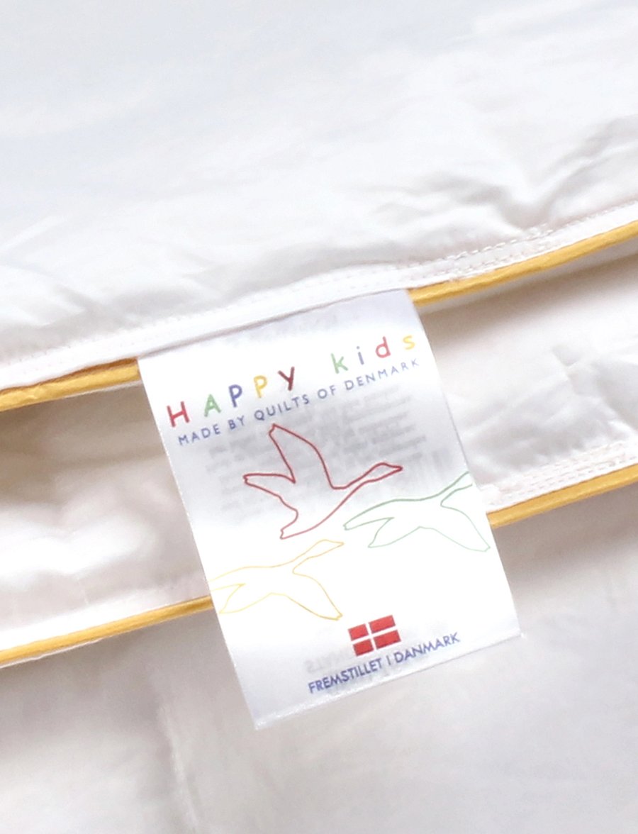 Quilts of Denmark - Happy Kids Baby Duvet - puder og dyner - white - 0