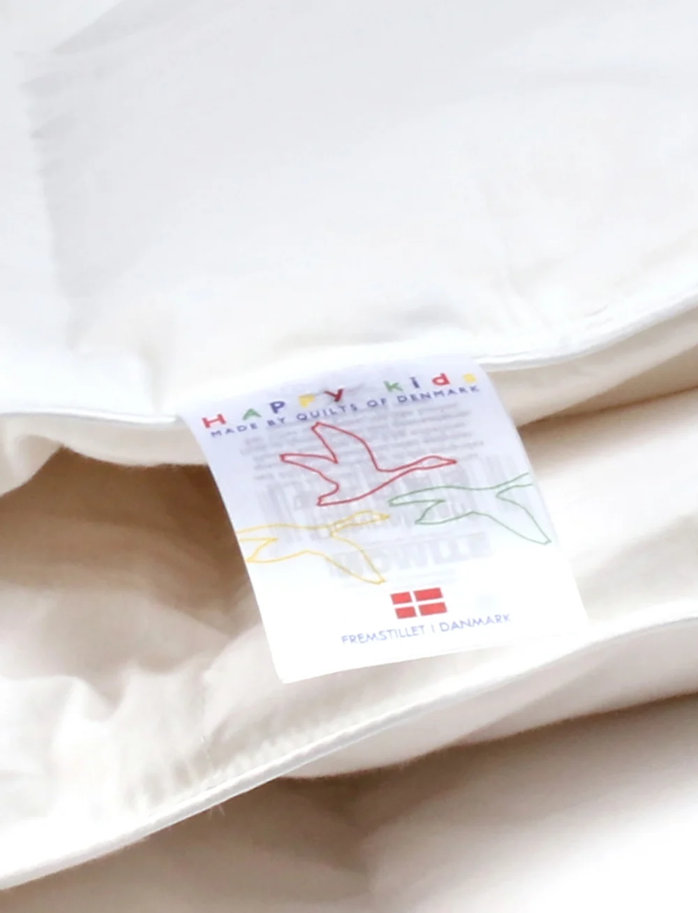 Quilts of Denmark - Happy Kids Baby summer Duvet - puder og dyner - white - 3