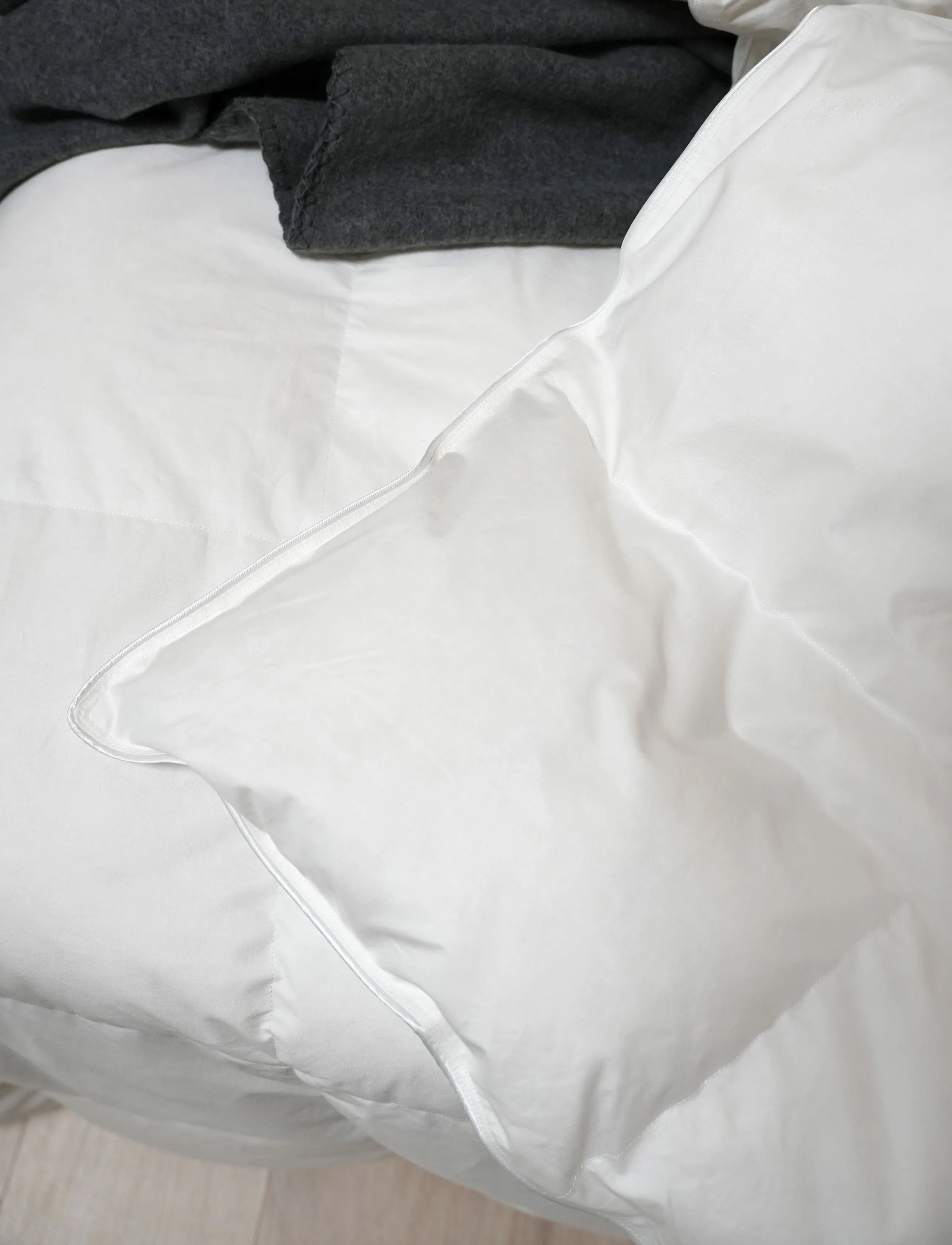 Quilts of Denmark - FEMØ - dyner - white - 3